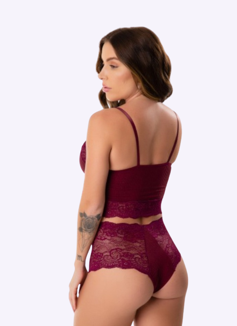 conjunto Sutiã Cropped Em Renda e Calcinha Em renda Vinho